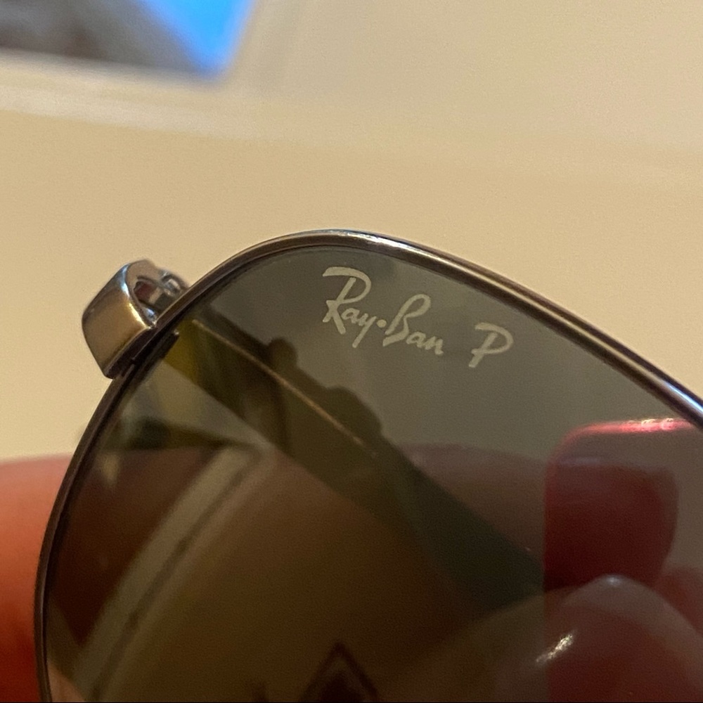 Ray-Ban Aviators - Picture 7 of 9